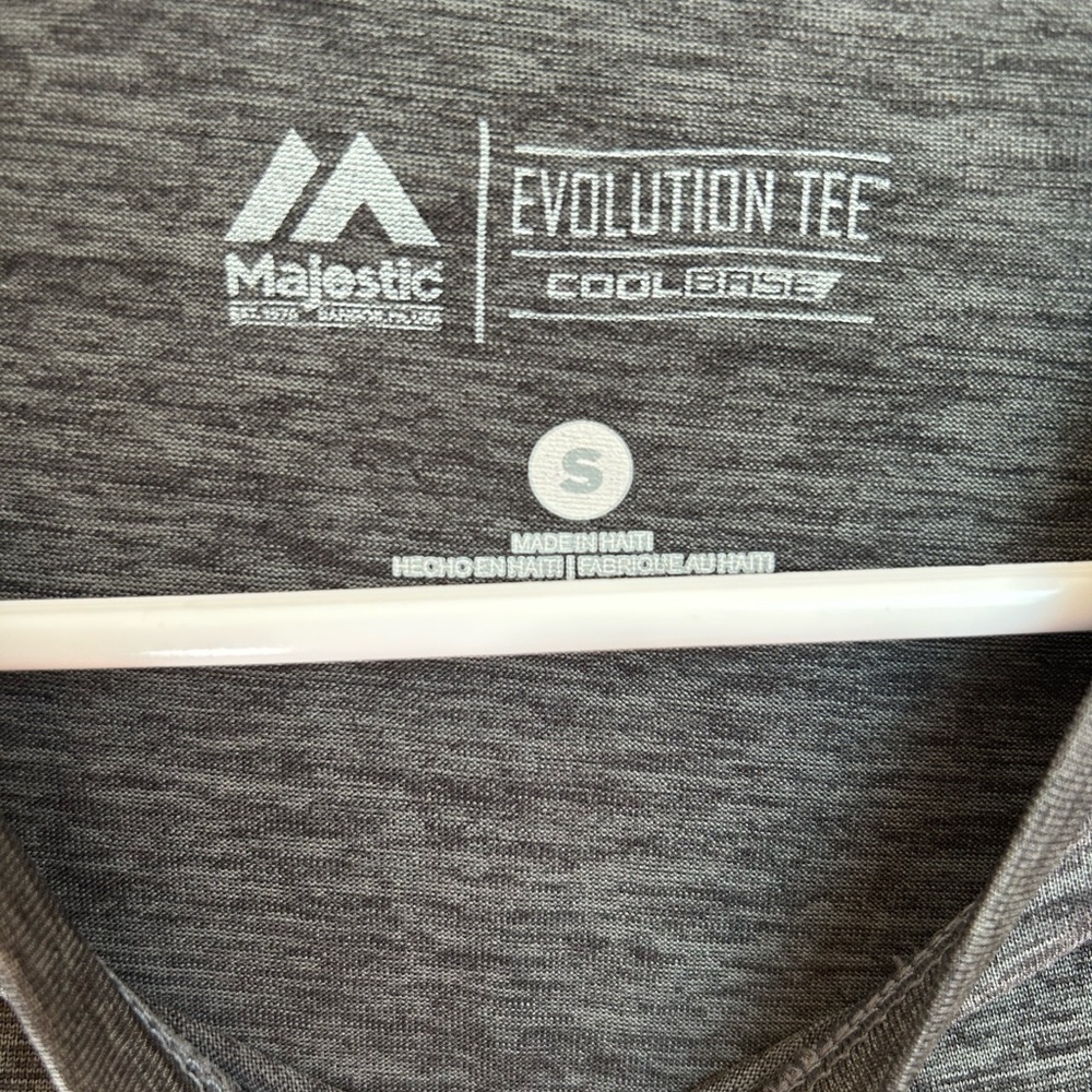 Majestic Evolution Cool Base LA Lakers Basketball Tee. small. - Picture 2 of 2